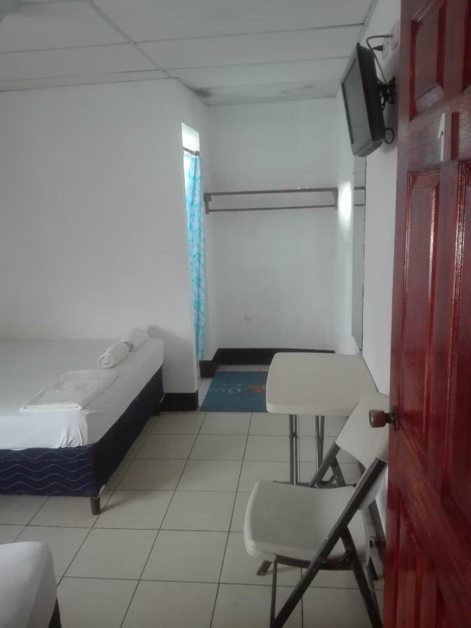 Hostal Don Frank San Carlos Exterior foto